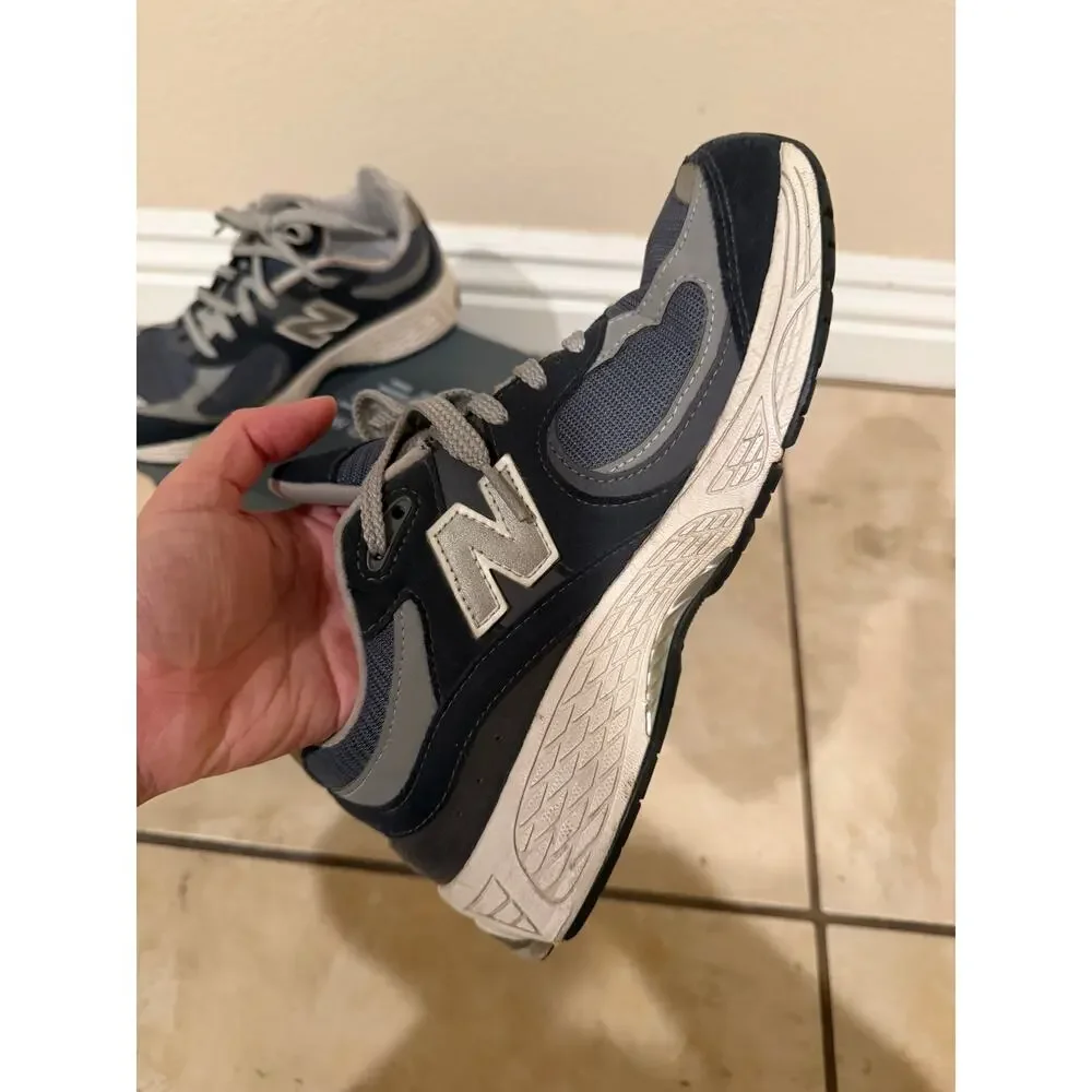 New Balance 2002R Eclipse Silver Sneakers